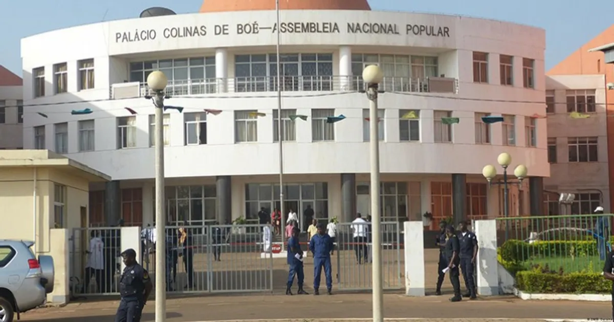 Guiné-Bissau: Sindicato dos Jornalistas exige revogação das ordens de expulsão da RTP e Lusa