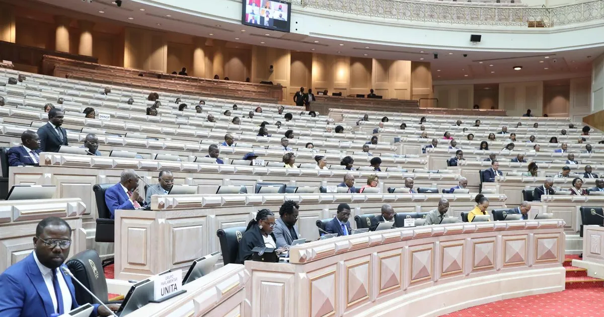Actas síntese voltam a gerar divergência no debate da Lei Eleitoral no Parlamento