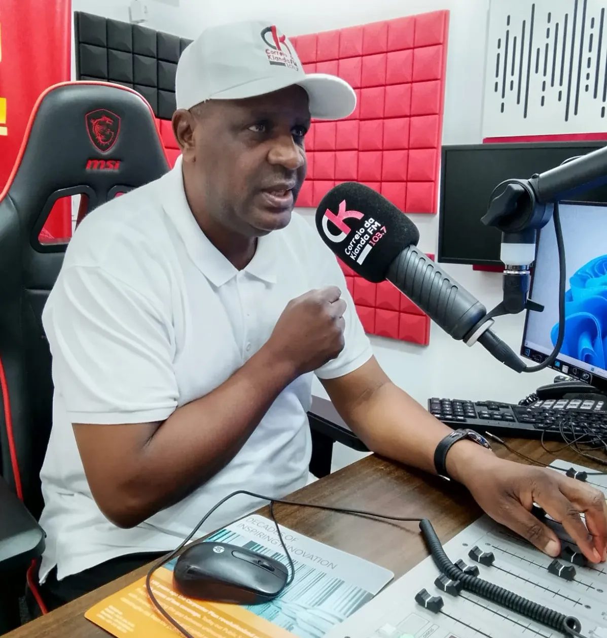 Fazedores de rádio precisam dos cinco sentidos activados, diz jornalista João Gonçalves
