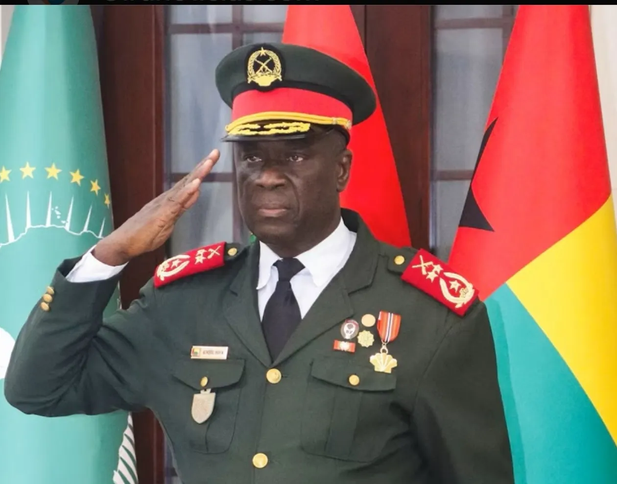 Junta militar da Guiné-Bissau é acusada de preparar concentração de poderes presidenciais