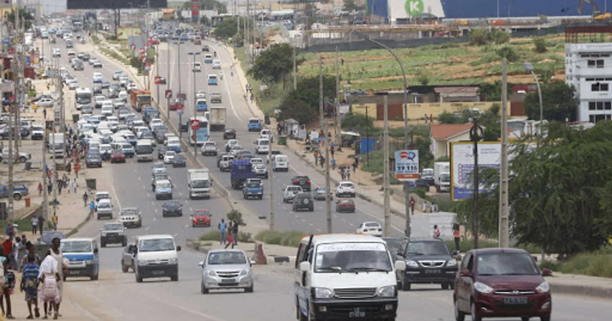 Luanda: moradores do Golf preocupados com falta de esgotos nas obras de requalificação
