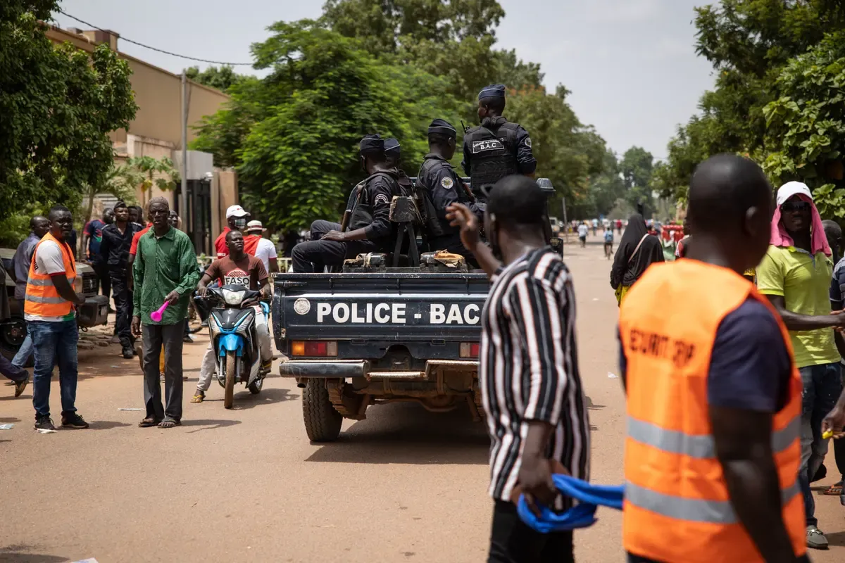 Togo prende e expulsa ex-líder do Burquina Faso e suposto golpista