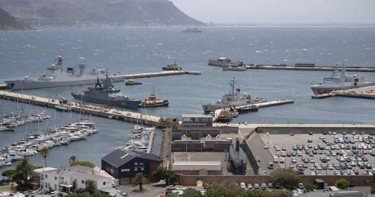 China, Rússia e Irão juntam-se a África do Sul em Exercício Naval Militar