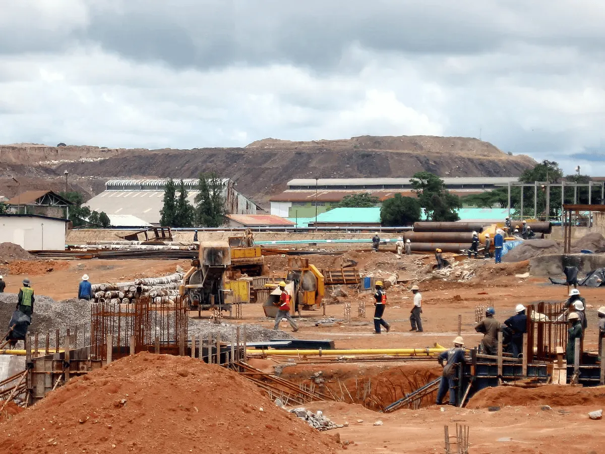 Zâmbia restringe exportação de cobre bruto e impõe exigências a empresas chinesas