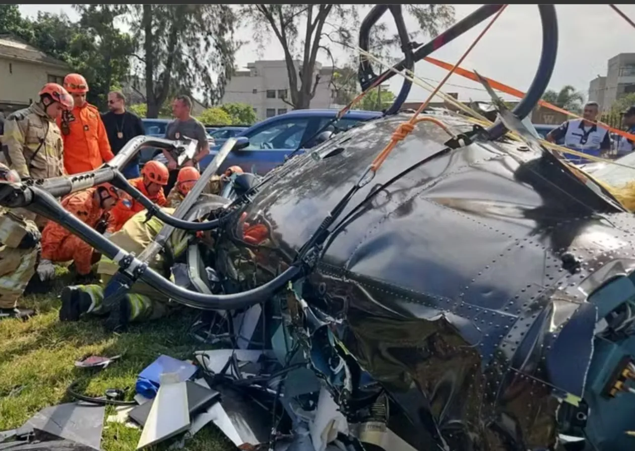 Colisão entre helicópteros no Rio de Janeiro faz seis mortos e provoca incêndio em concessionária