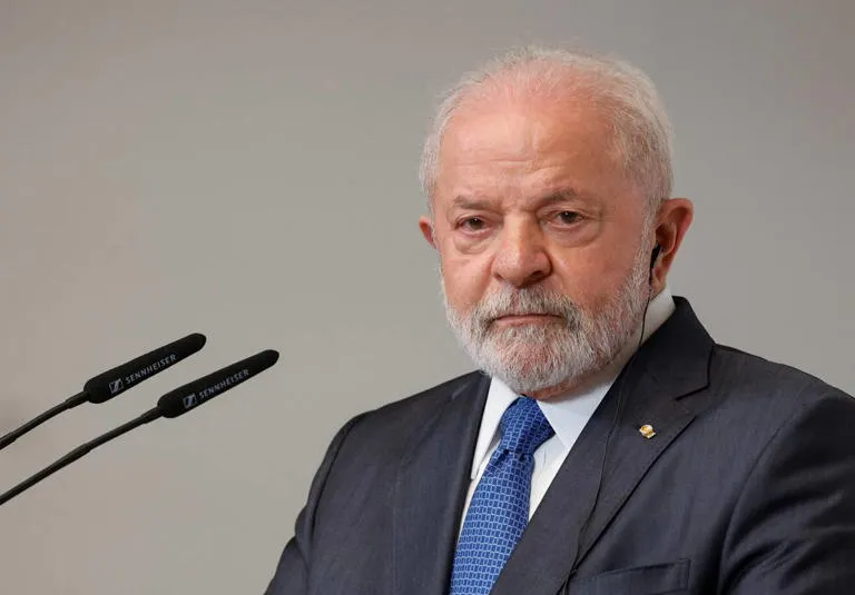 Lula da Silva crítica Trump na cúpula do G7 e reacende debate sobre ingerência norte-americana