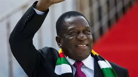 Zimbabué: oposição mostra-se indignada com plano que estende governo do presidente até 2030