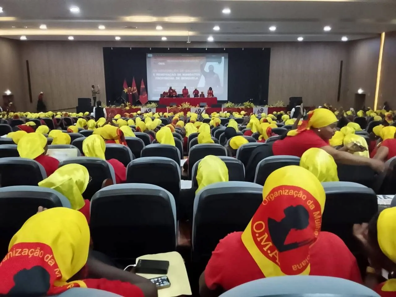 “Carlota Dias terá de mobilizar ao máximo as mulheres para votarem no MPLA em 2027”, diz especialista