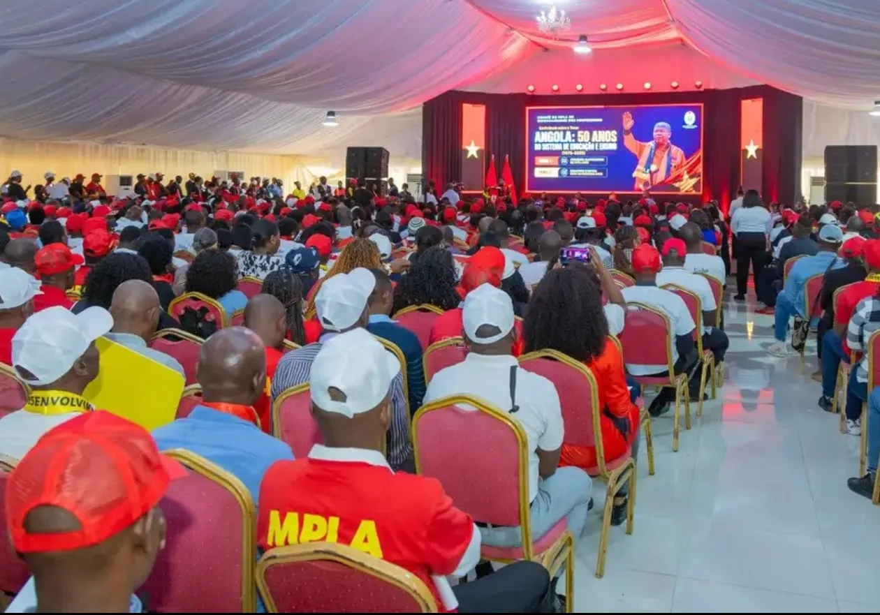 MPLA reúne académicos para projectar futuro da educação em Angola