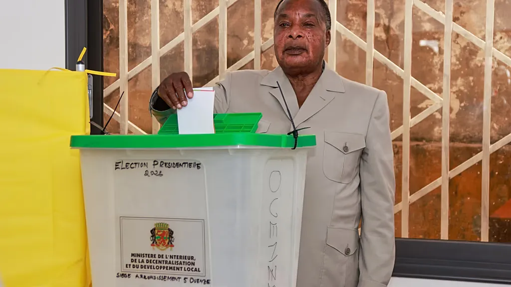 Tribunal congolês valida reeleição de Sassou Nguesso
