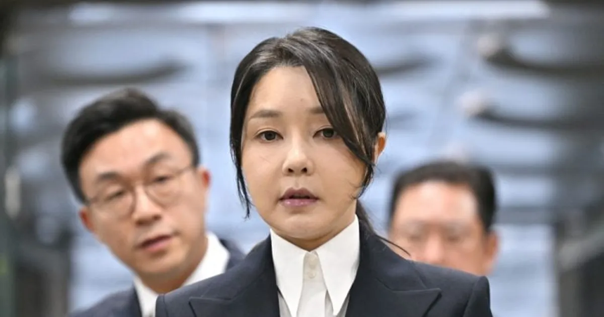 Ex-Primeira-Dama da Coreia do Sul detida por fraude e corrupção
