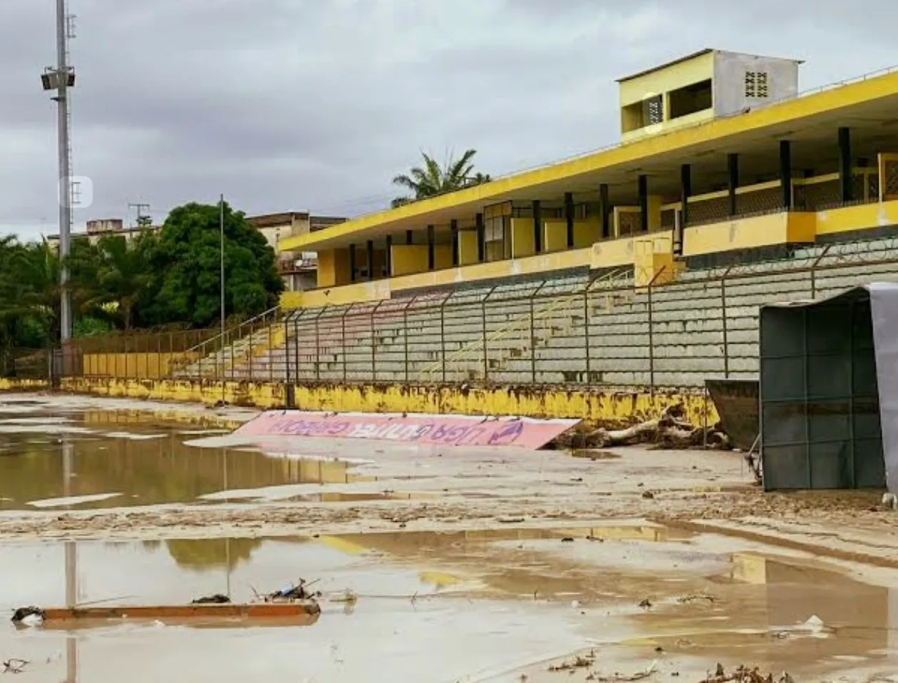 Governo de Benguela garante 100 milhões de kwanzas para reabilitar Estádio da Académica do Lobito