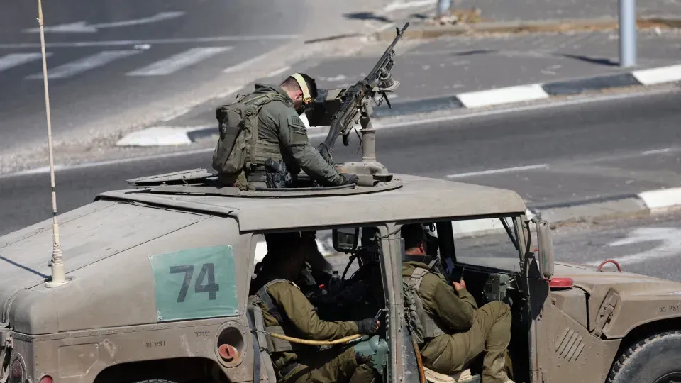 Israel mata “vários terroristas armados” no sul da Síria