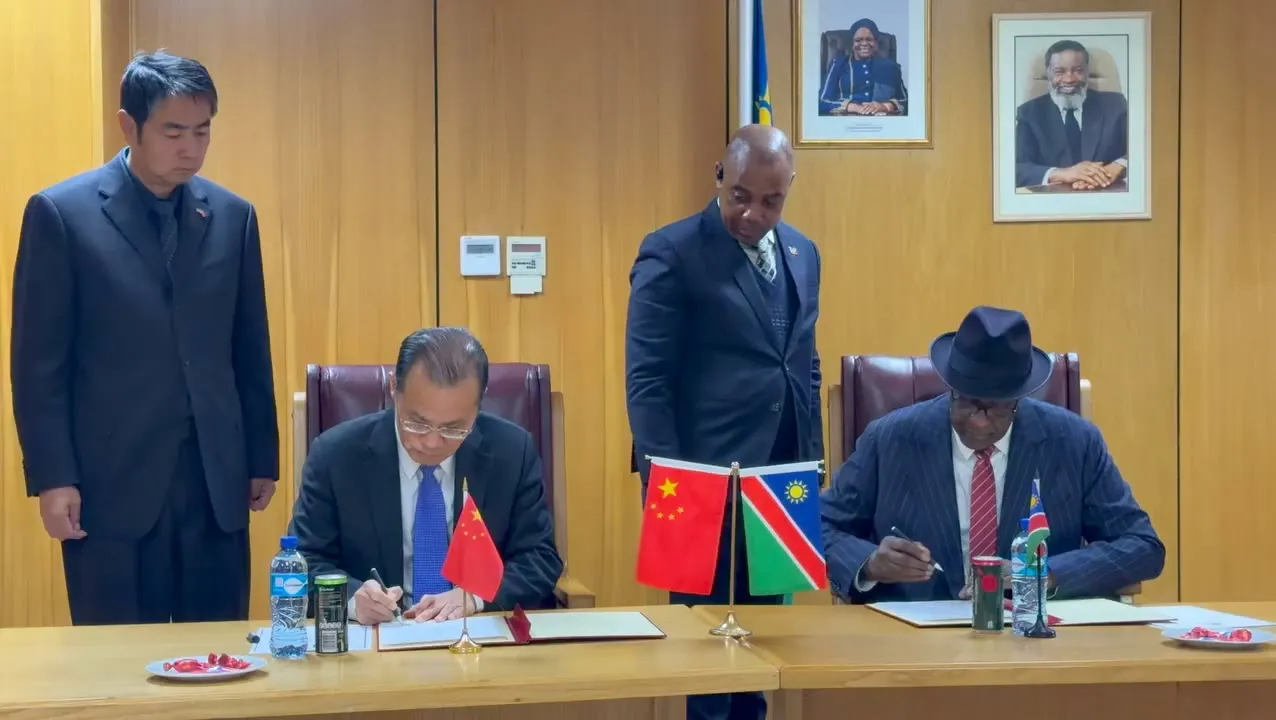 China doa 30 milhões de dólares à Namíbia para projectos de desenvolvimento