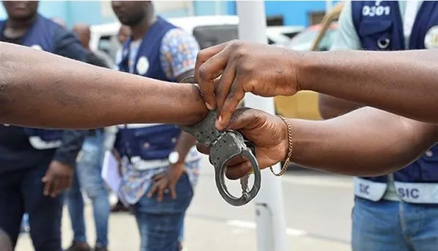 Luanda: detidos jovens suspeitos de matar mototaxista nos Mulenvos durante assalto