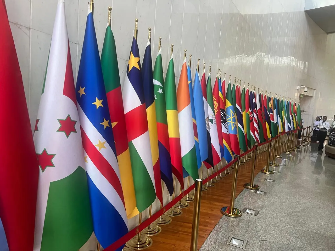 África e Caribe pressionam por reparações pela escravidão em conferência em Gana