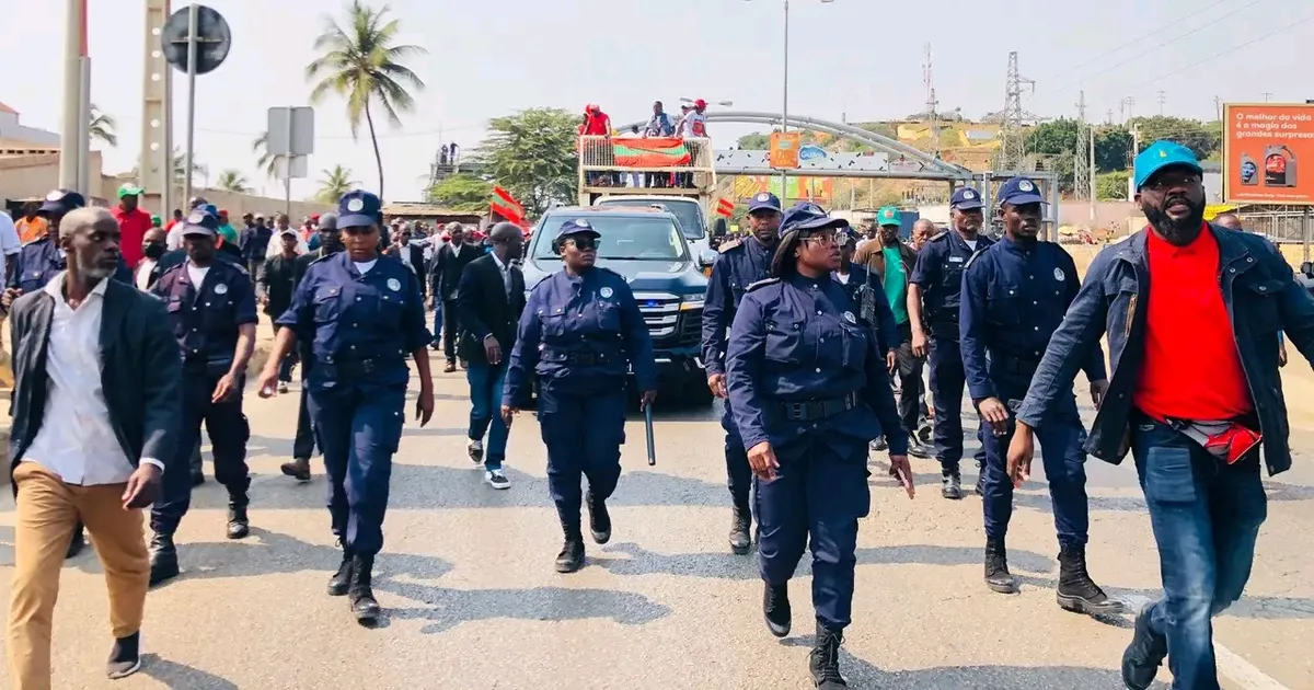 UNITA elogia postura da Polícia Nacional durante marcha na Samba