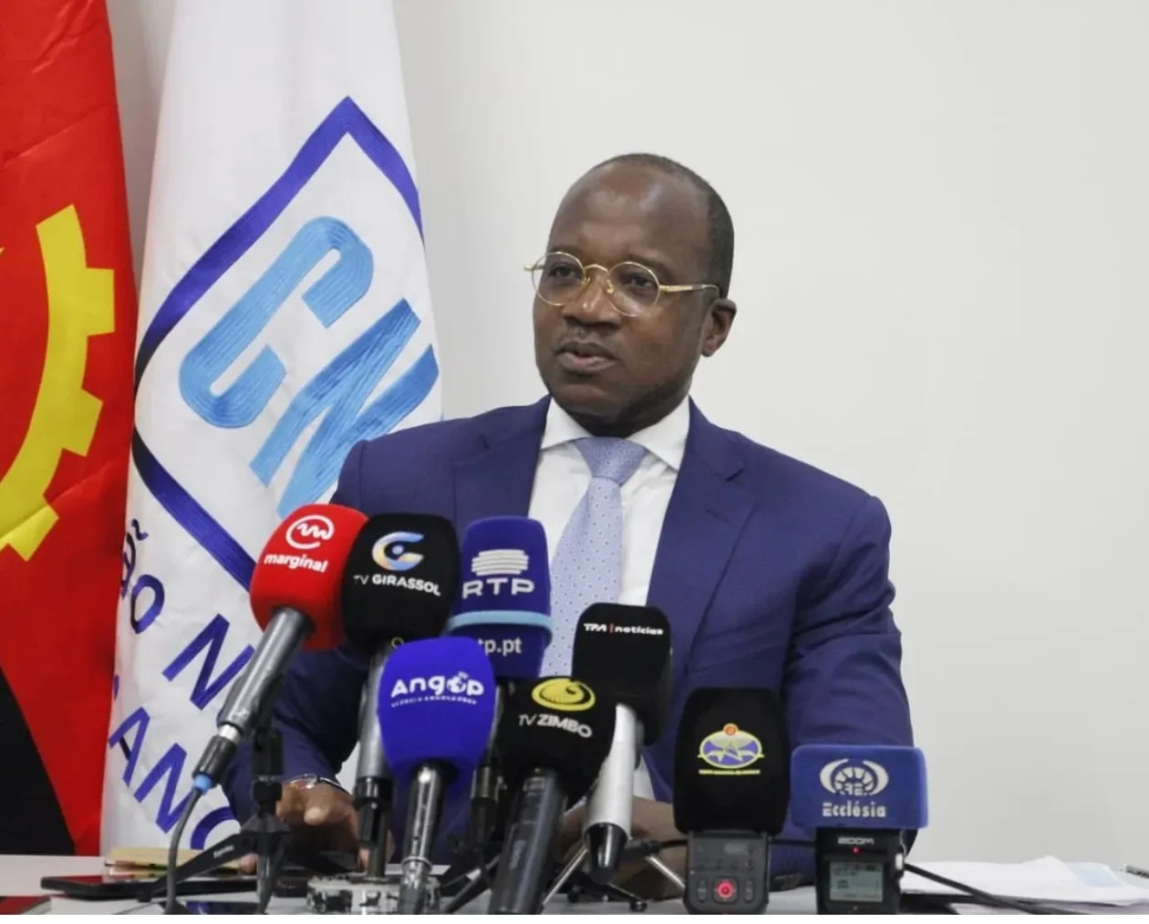 Manuel Camati assume voz oficial da CNE