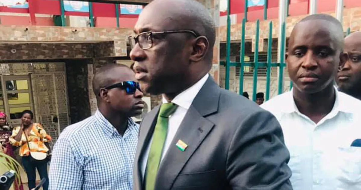Guiné-Bissau: Primeiro-Ministro desmaia durante cerimónia no palácio presidencial