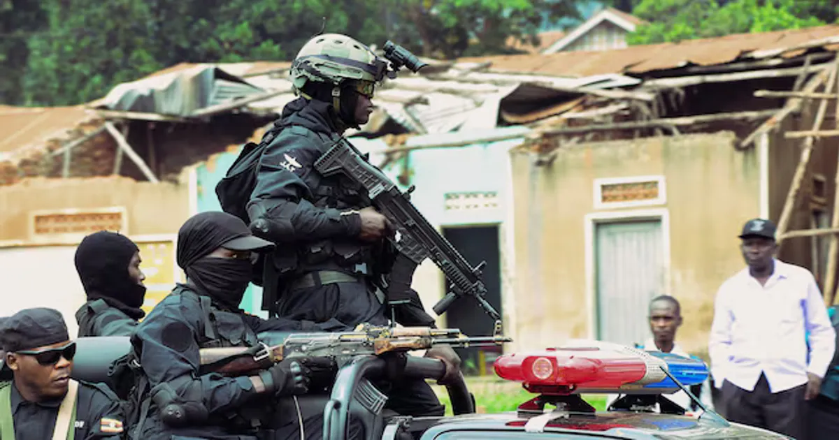 Uganda: Oposição busca anular lei que leva tribunais militares julgar civis