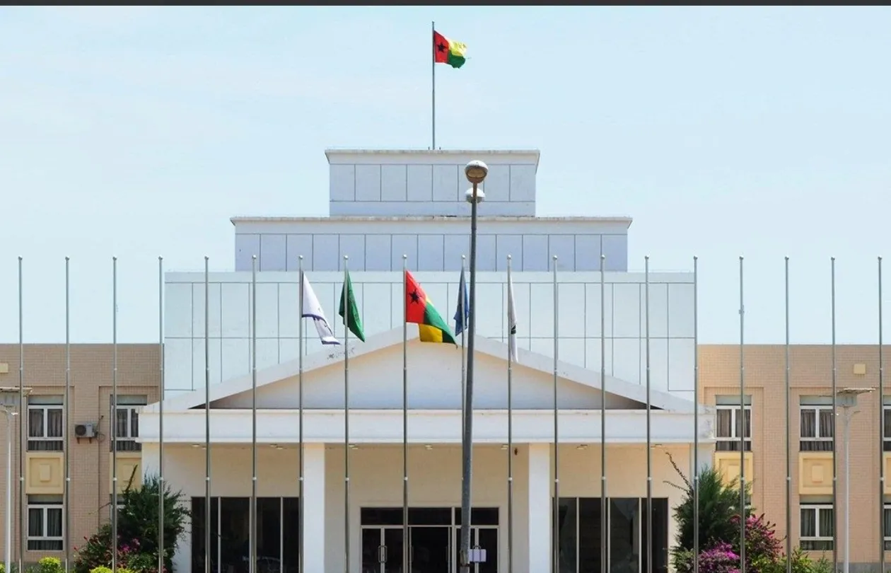 Especialista afasta ideia de apoio da CEDEAO à alegada ditadura na Guiné-Bissau