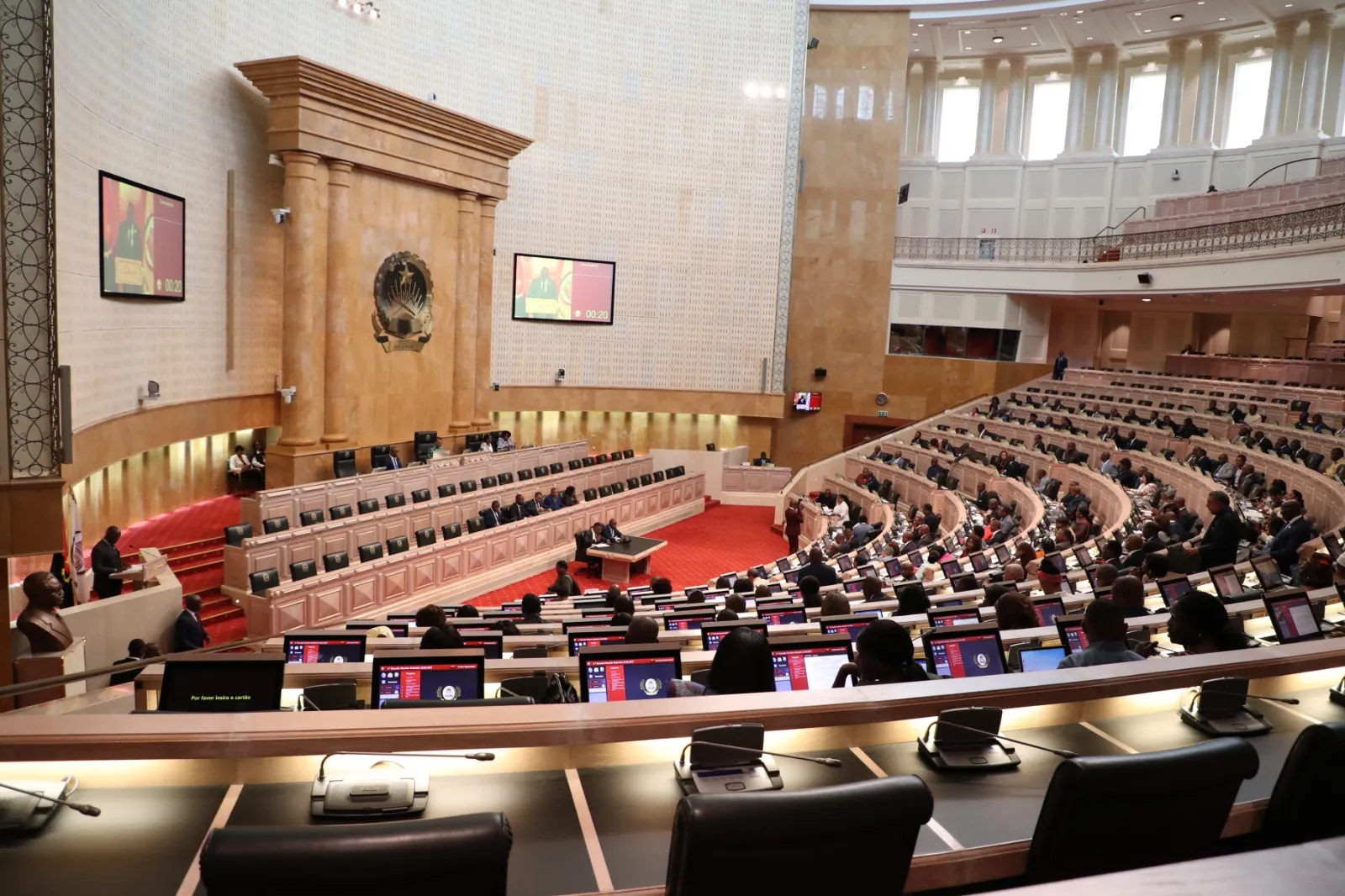 Aprovada Lei do Código do Imposto sobre o Rendimento das Pessoas Singulares