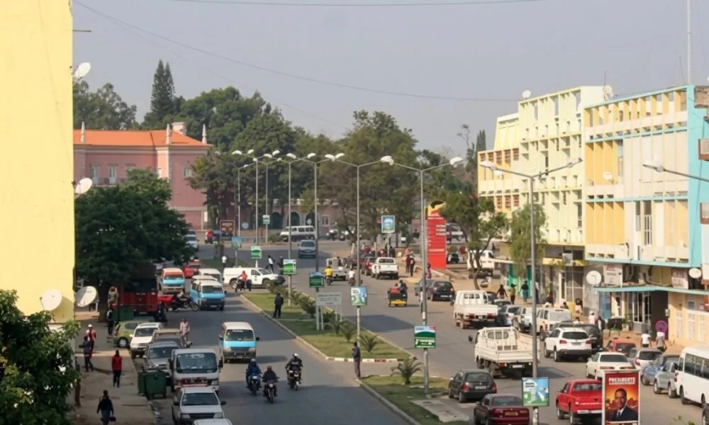 Huambo: UNITA critica prioridades do OGE e MPLA responde com balanço de obras