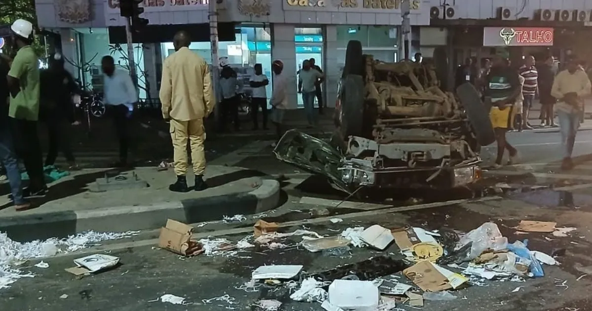 Acidente no Largo Zé Pirão resulta em cinco mortes