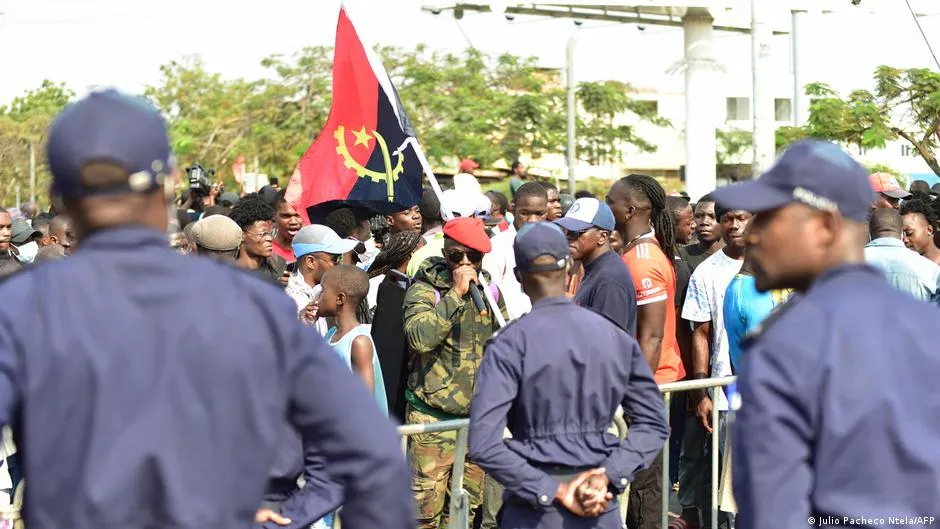 Ativistas a soldo? Denúncias de oportunismo em Angola