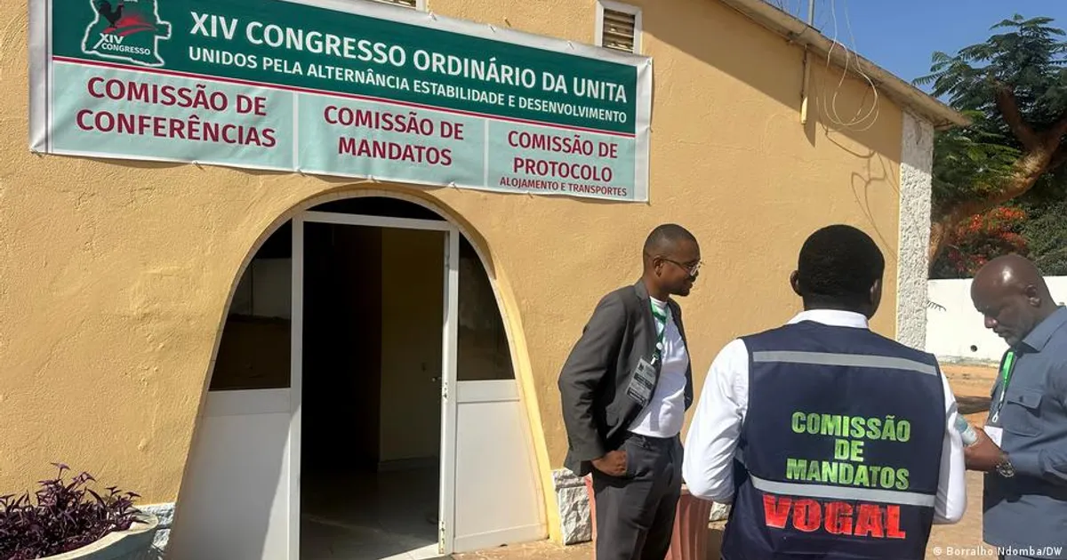 UNITA suspende dois militantes na véspera do XIV Congresso
