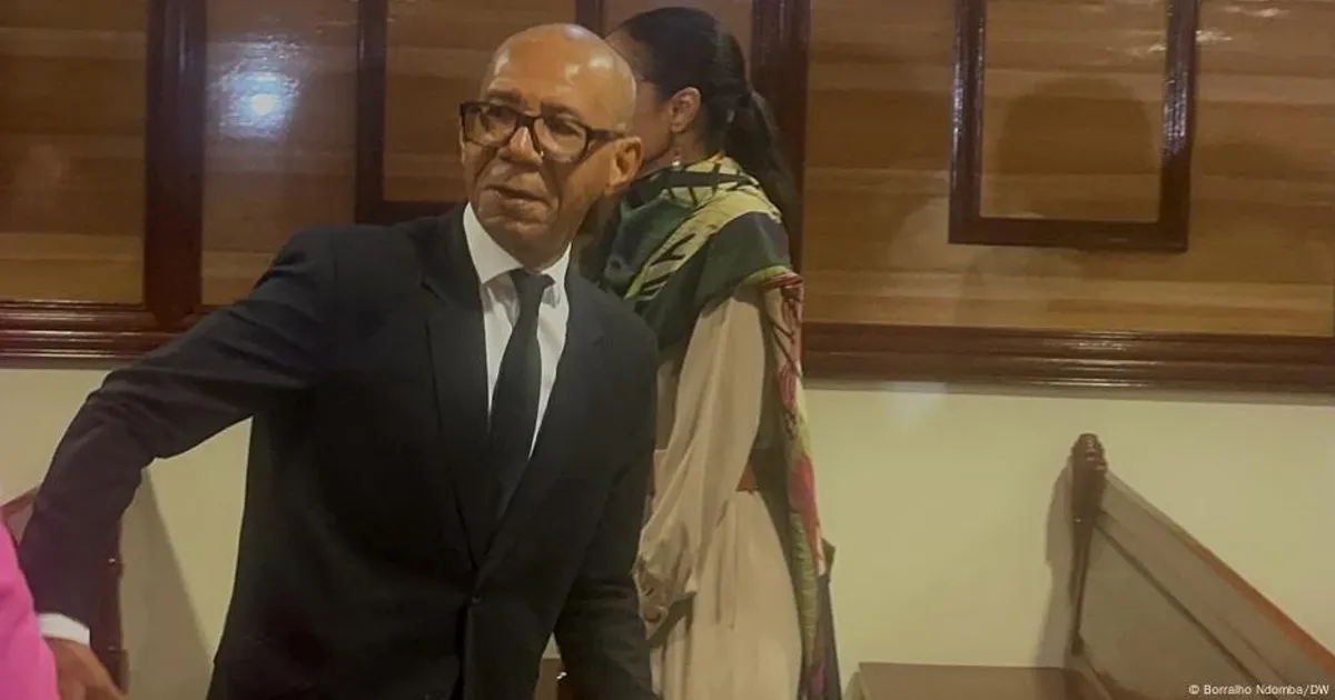 Dino e Kopelipa: Defesa diz que processo partiu de equívoco