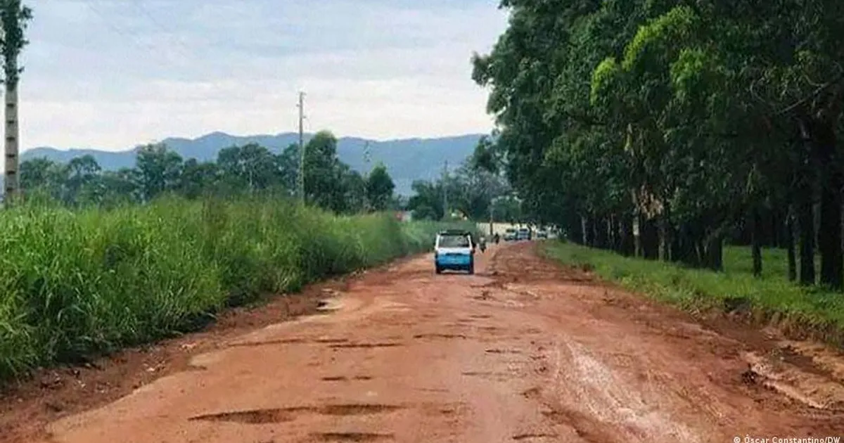 O estado desastroso das estradas entre Luanda e Kwanza Sul