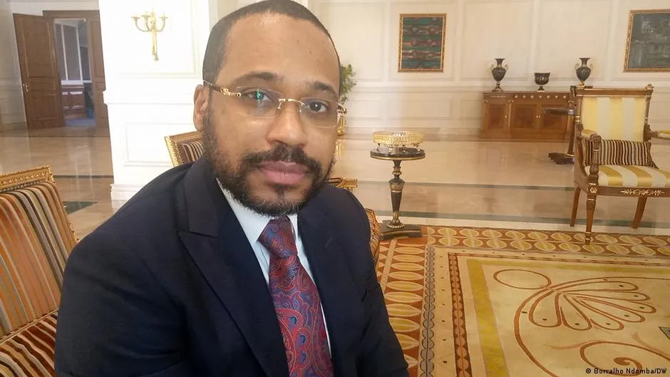 Angola: Oficiais de Justiça acusam ministro de abuso