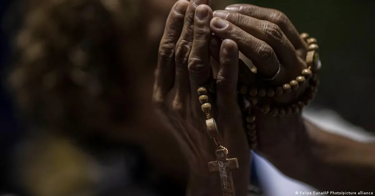 Missa para "presos políticos": Igreja mete-se na política?