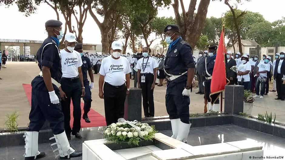 Angola: Associação M27 pede esclarecimentos sobre vala comum
