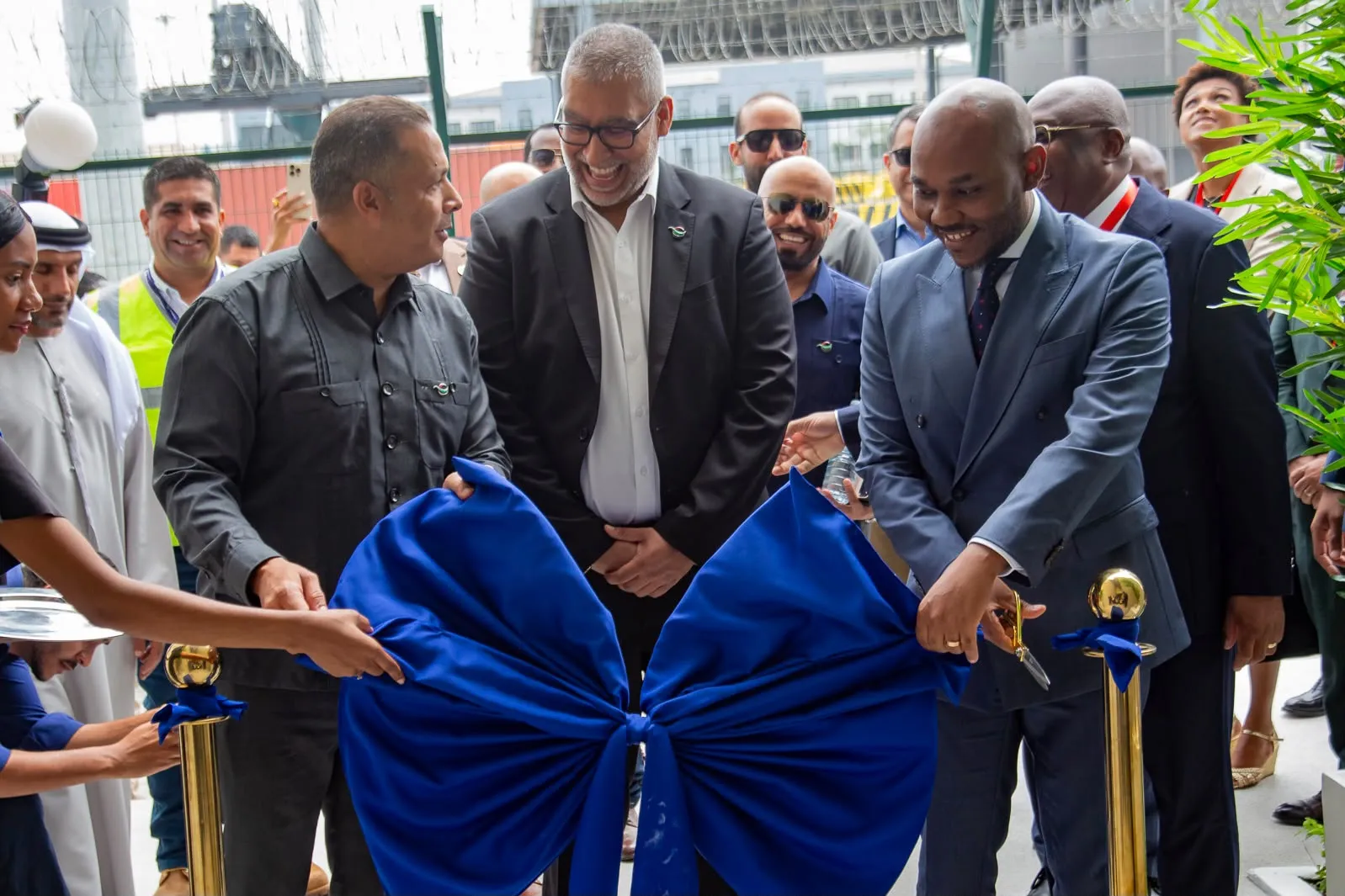 DP World investe 90 milhões de dólares para ampliar terminal de Luanda