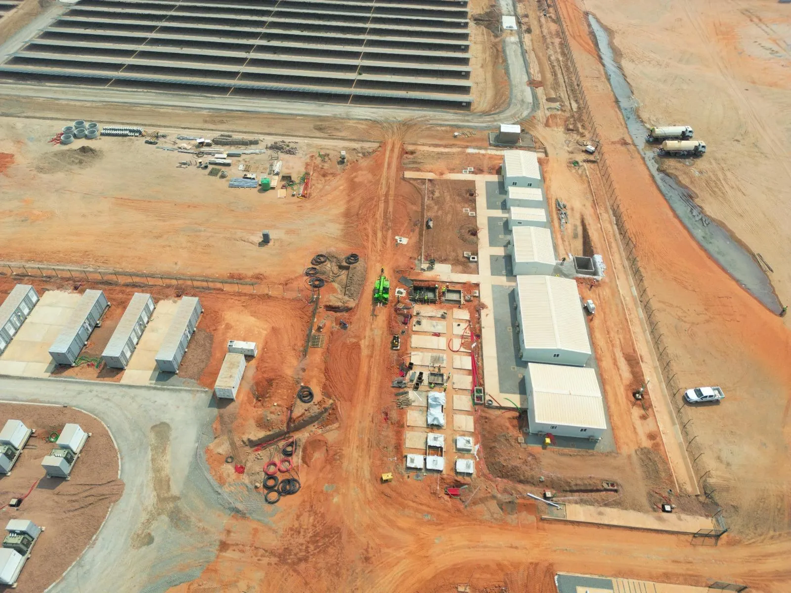 Parques solares do Cafunfo e Cuango ultrapassam 90% de execução