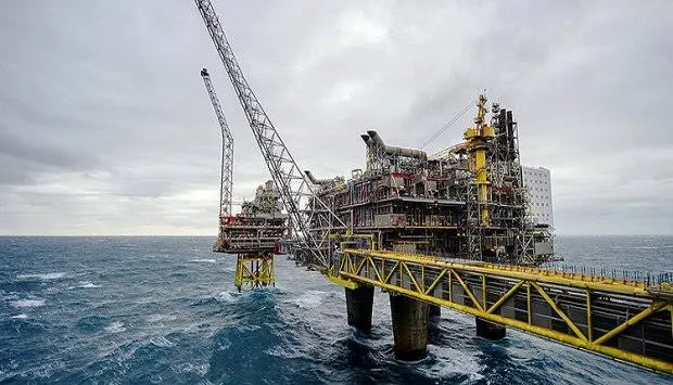TotalEnergies prevê produção de 400 milhões de barris no “Dália”