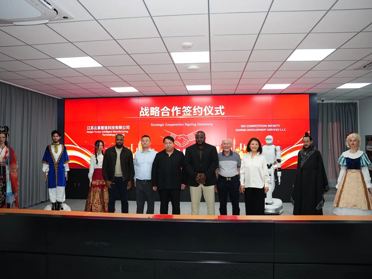 Empresa de Manuel Zau Polo prevê até 10 mil robôs com acordo de 5 anos na China