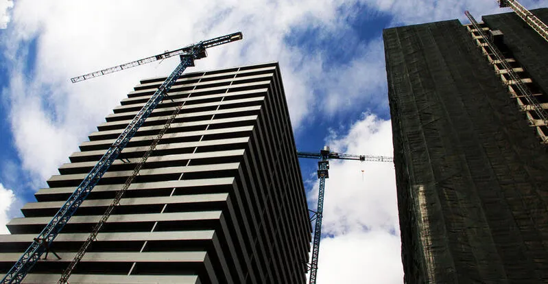Oito em cada 10 obras estavam paralisadas no primeiro trimestre