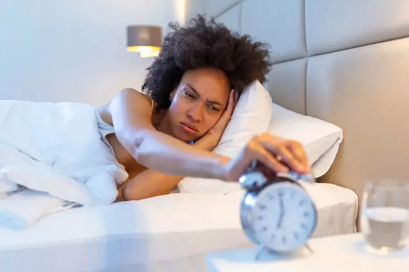 Olho para o ecrã e são 3 horas da manhã