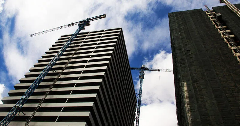 Edificios situados junto a cidadela desportiva