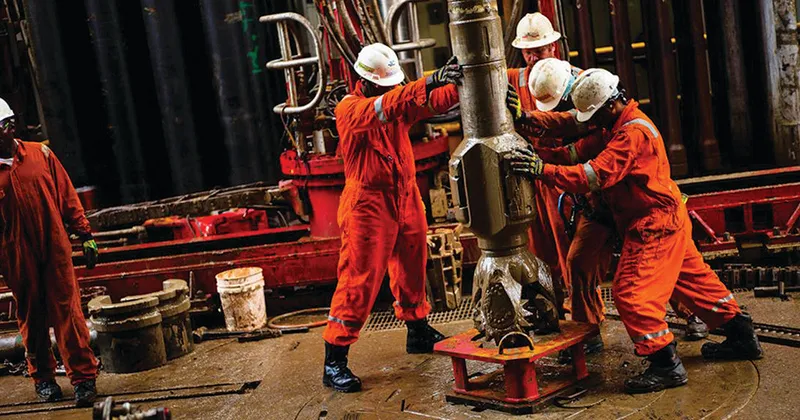 Produção de petróleo estagna e mantém-se abaixo da meta do OGE