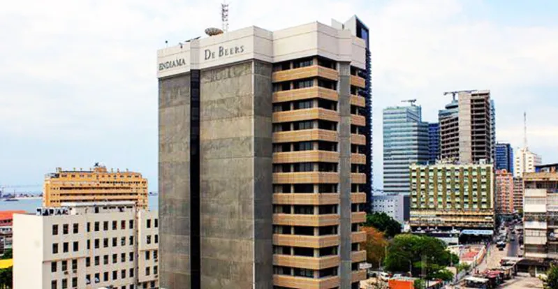 MIREMPET volta a admitir participação minoritária na De Beers