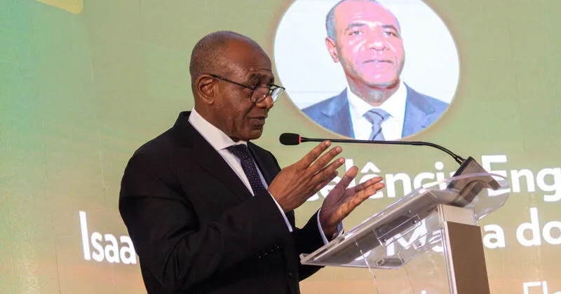 Ministro esclarece declarações  na conferência do sector avícola