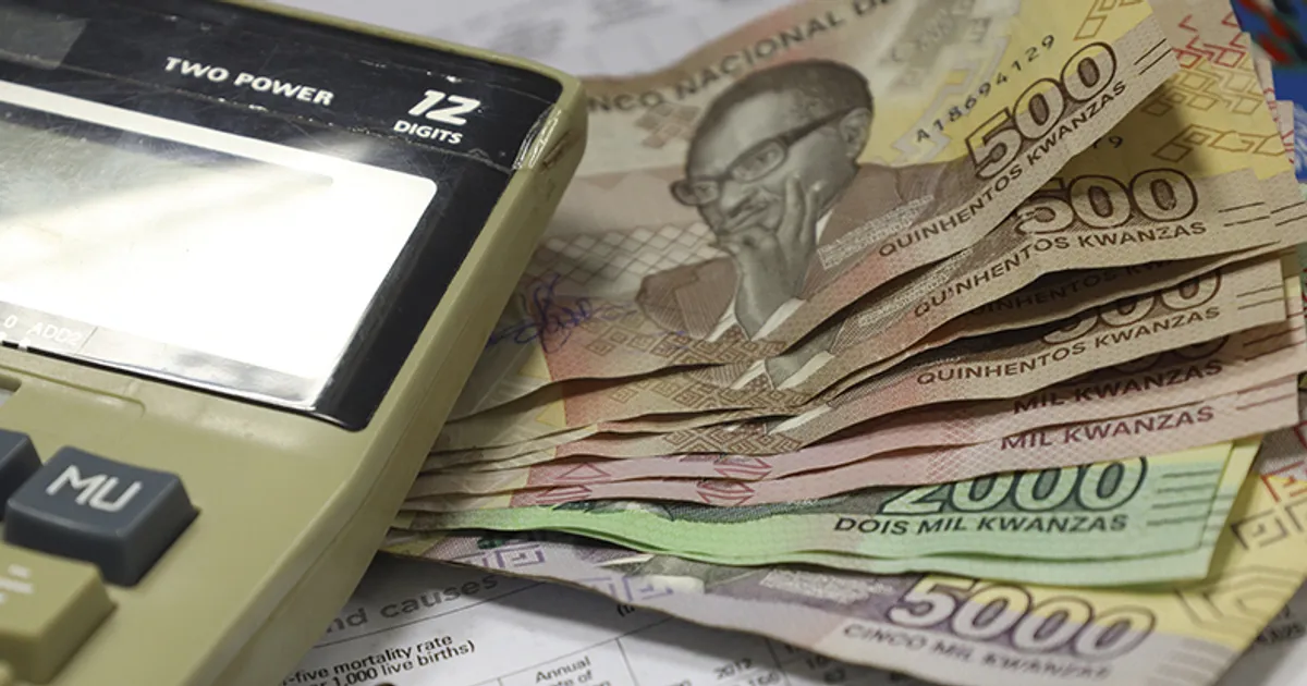 Stock de crédito cresce apenas 1% no primeiro semestre para 8 biliões Kz