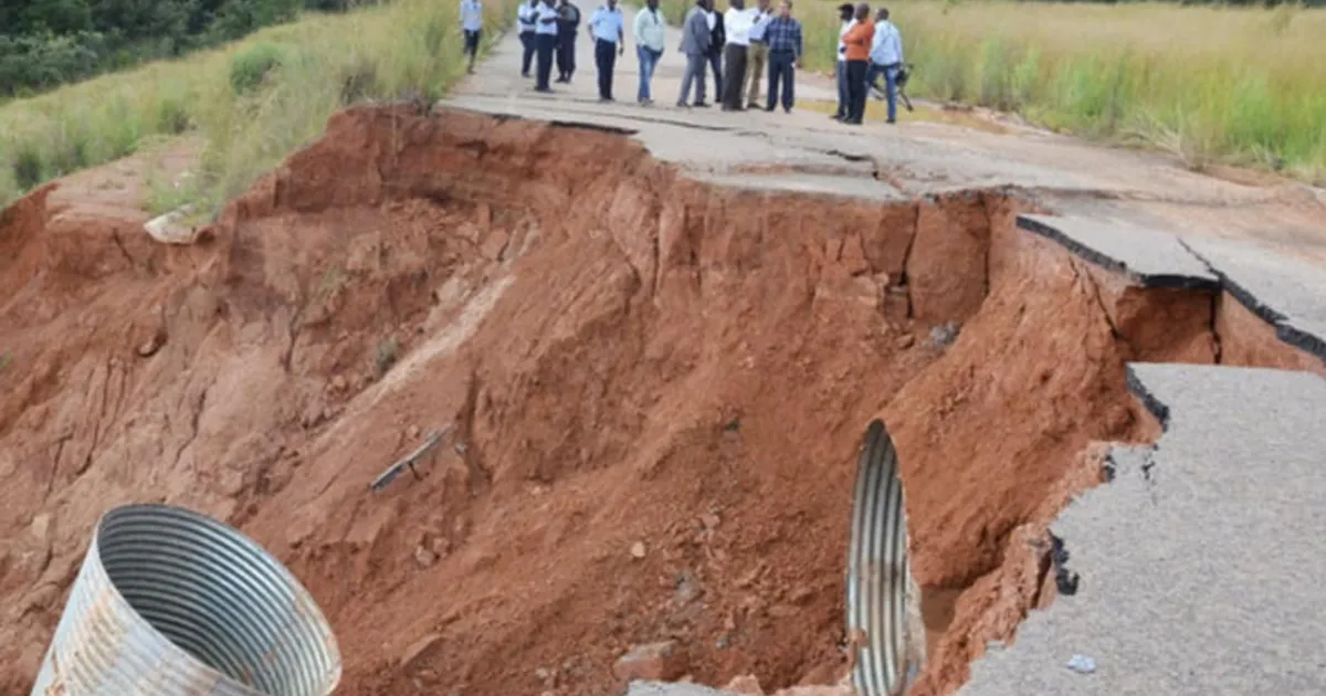 Fundo Rodoviário disponibiliza mais 12,9 mil milhões Kz para as ravinas