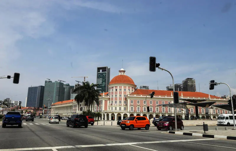 Angola continua a fazer parte da "lista cinzenta" do GAFI