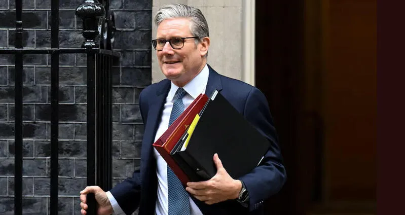 Keir Starmer demite-se e Reino Unido caminha para o sétimo primeiro-ministro em dez anos