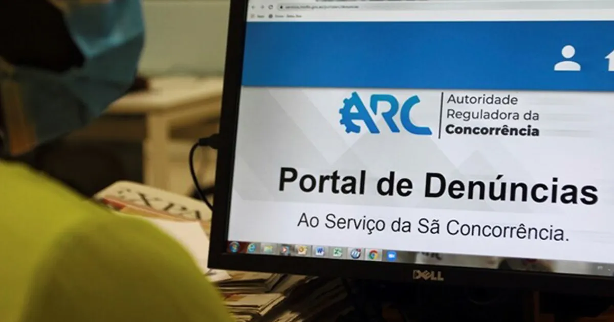 Tutela do Ministério das Finanças é um risco à independência